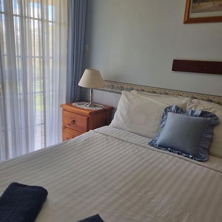 Hill Top Country Guest House Lovedale Buitenkant foto