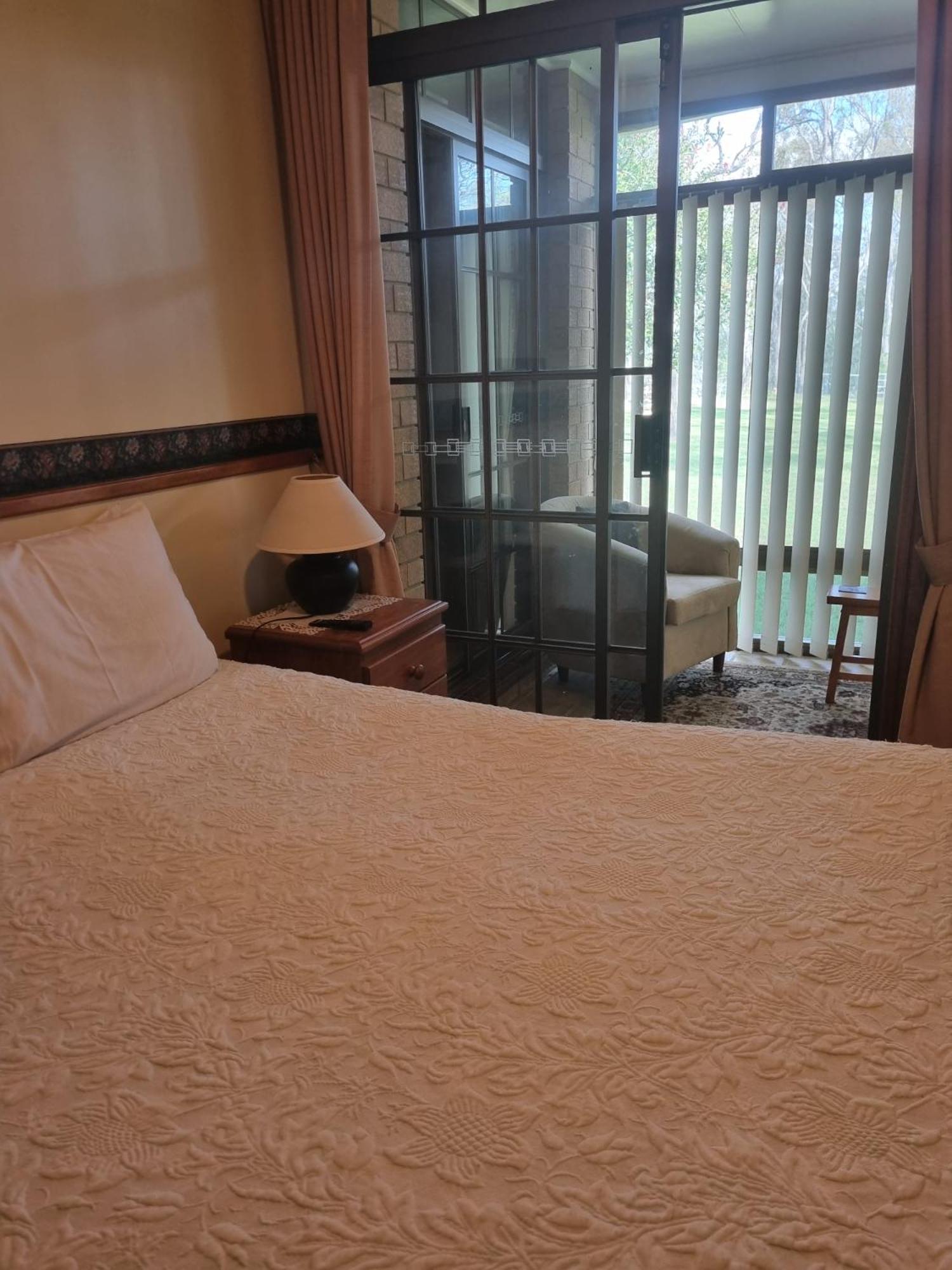 Hill Top Country Guest House Lovedale Buitenkant foto
