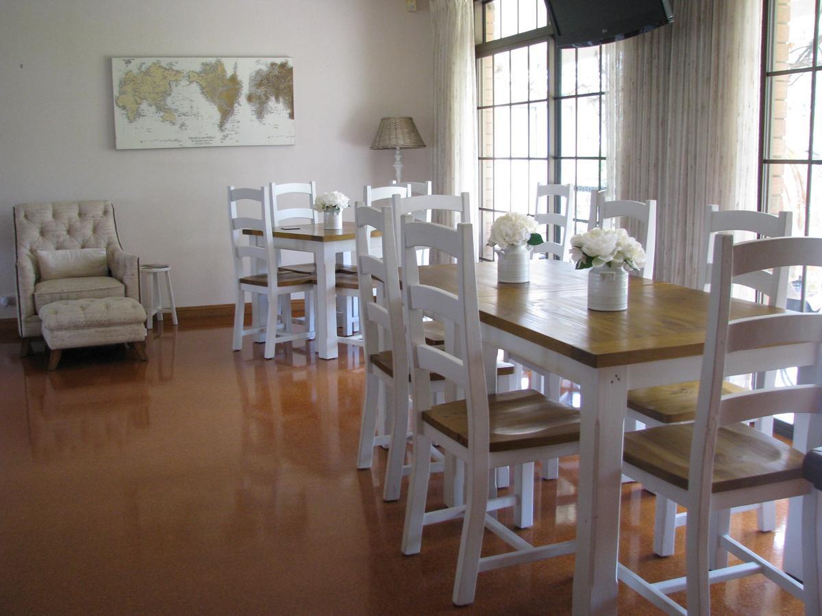 Hill Top Country Guest House Lovedale Buitenkant foto