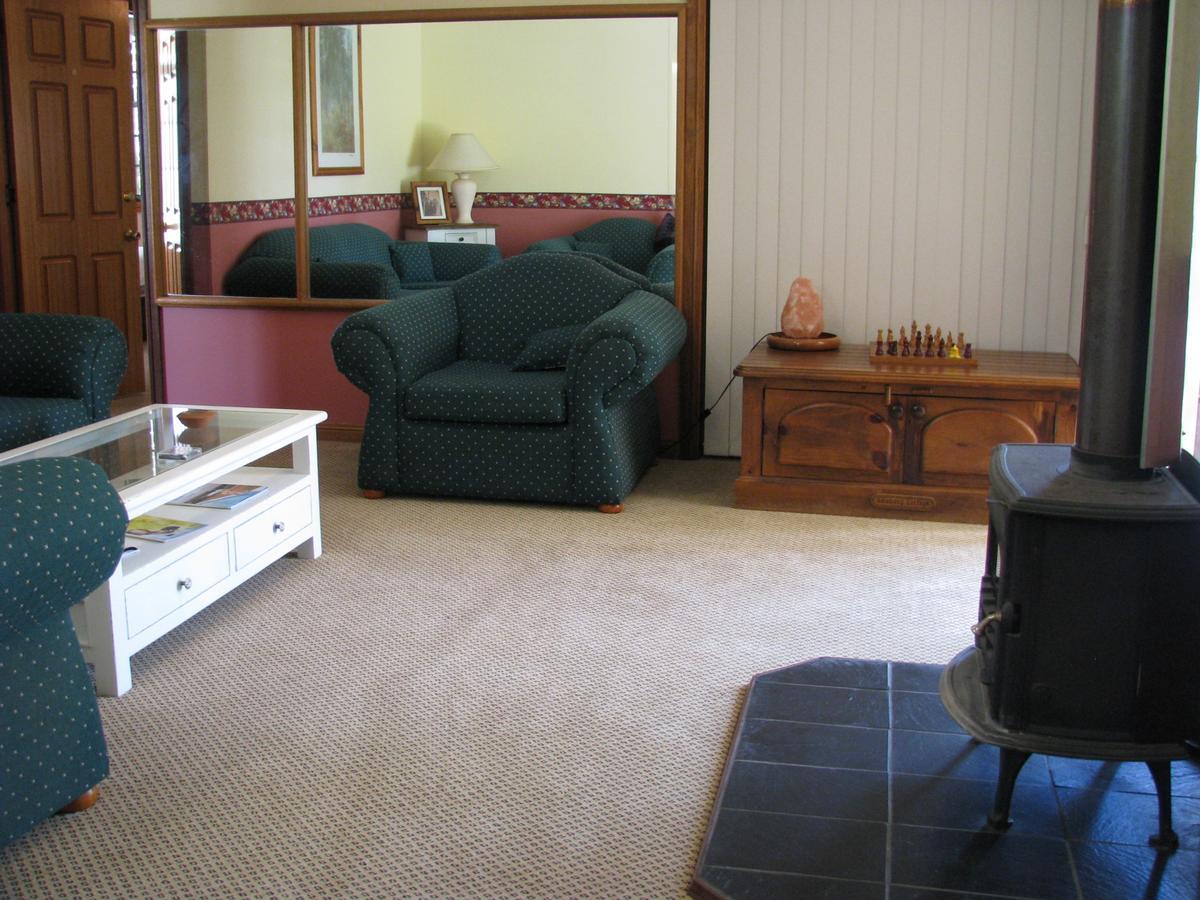 Hill Top Country Guest House Lovedale Buitenkant foto